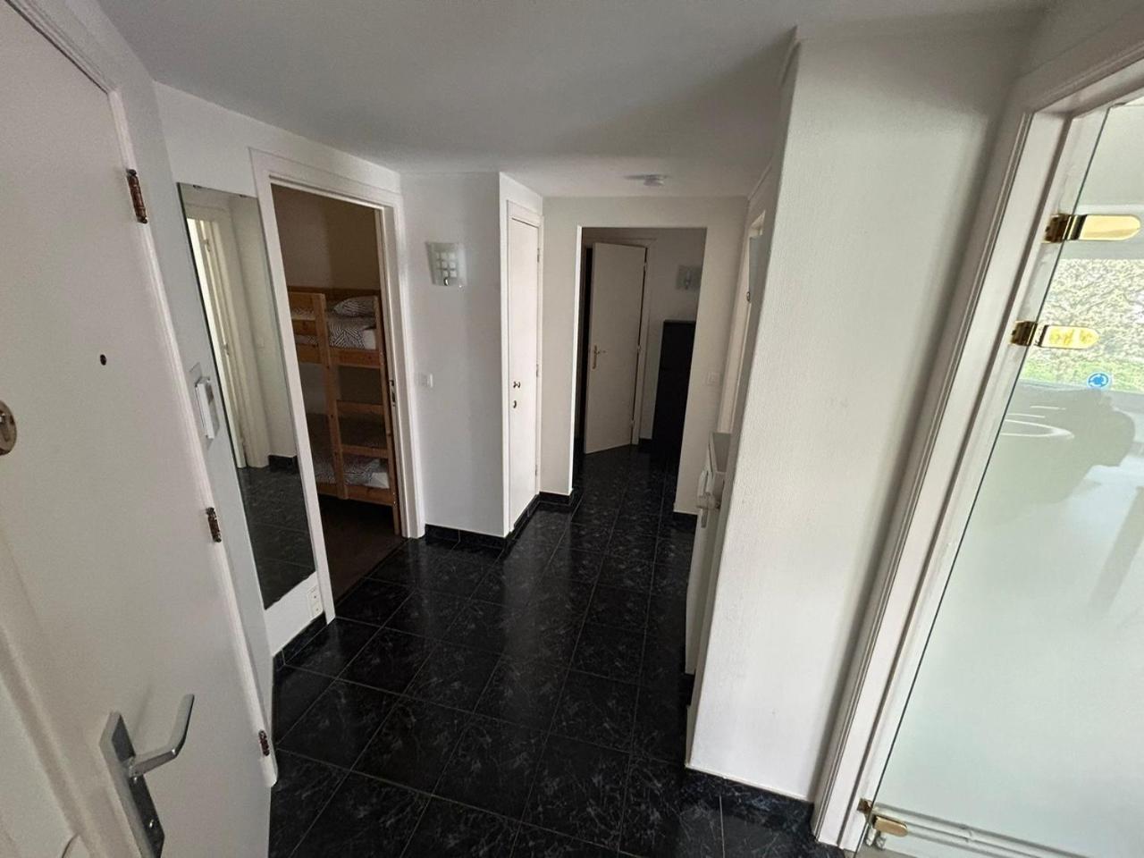 Appartement 3 Bedroom Nearby The Sea *