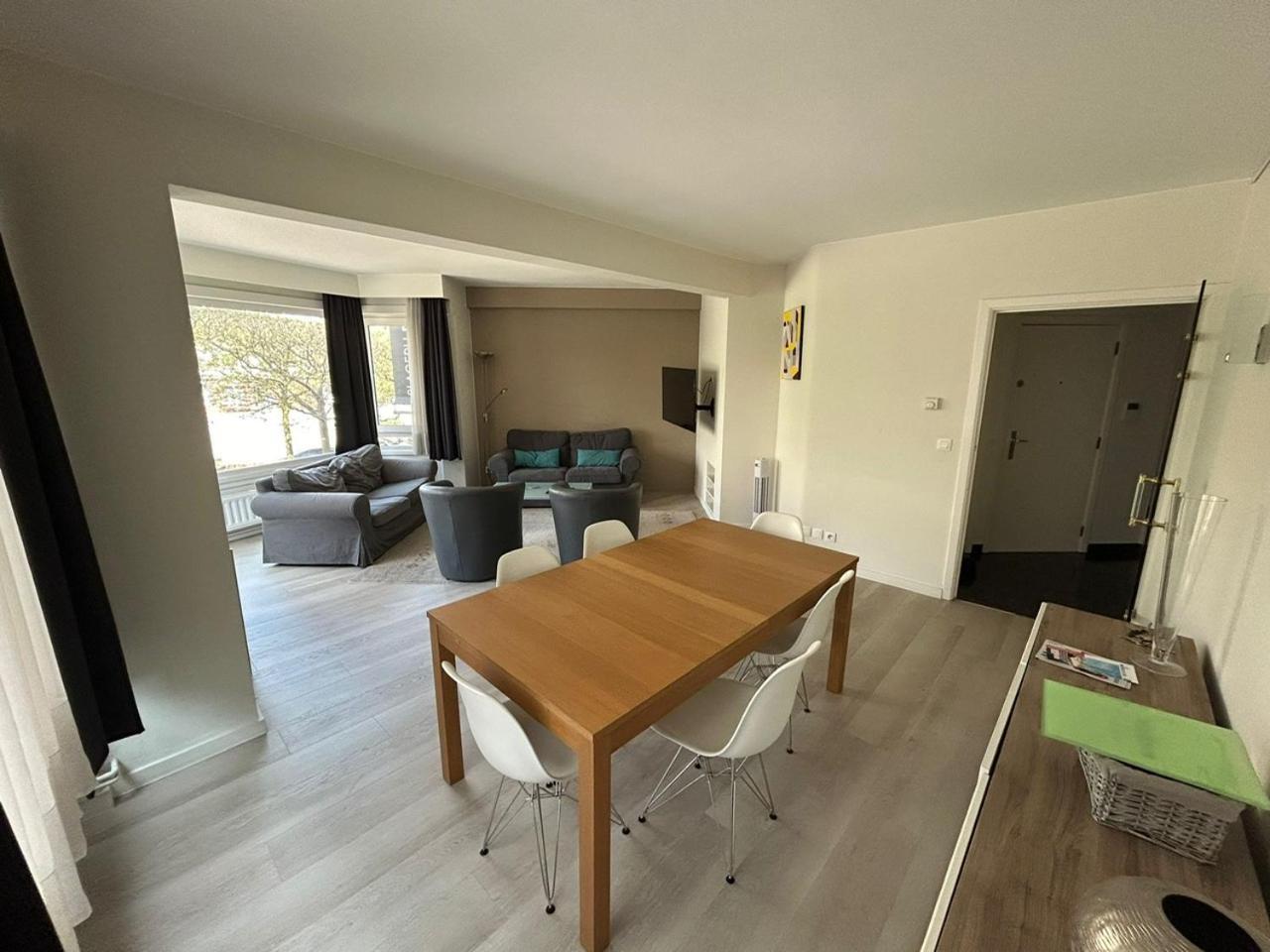 3 Bedroom Nearby The Sea Oostende