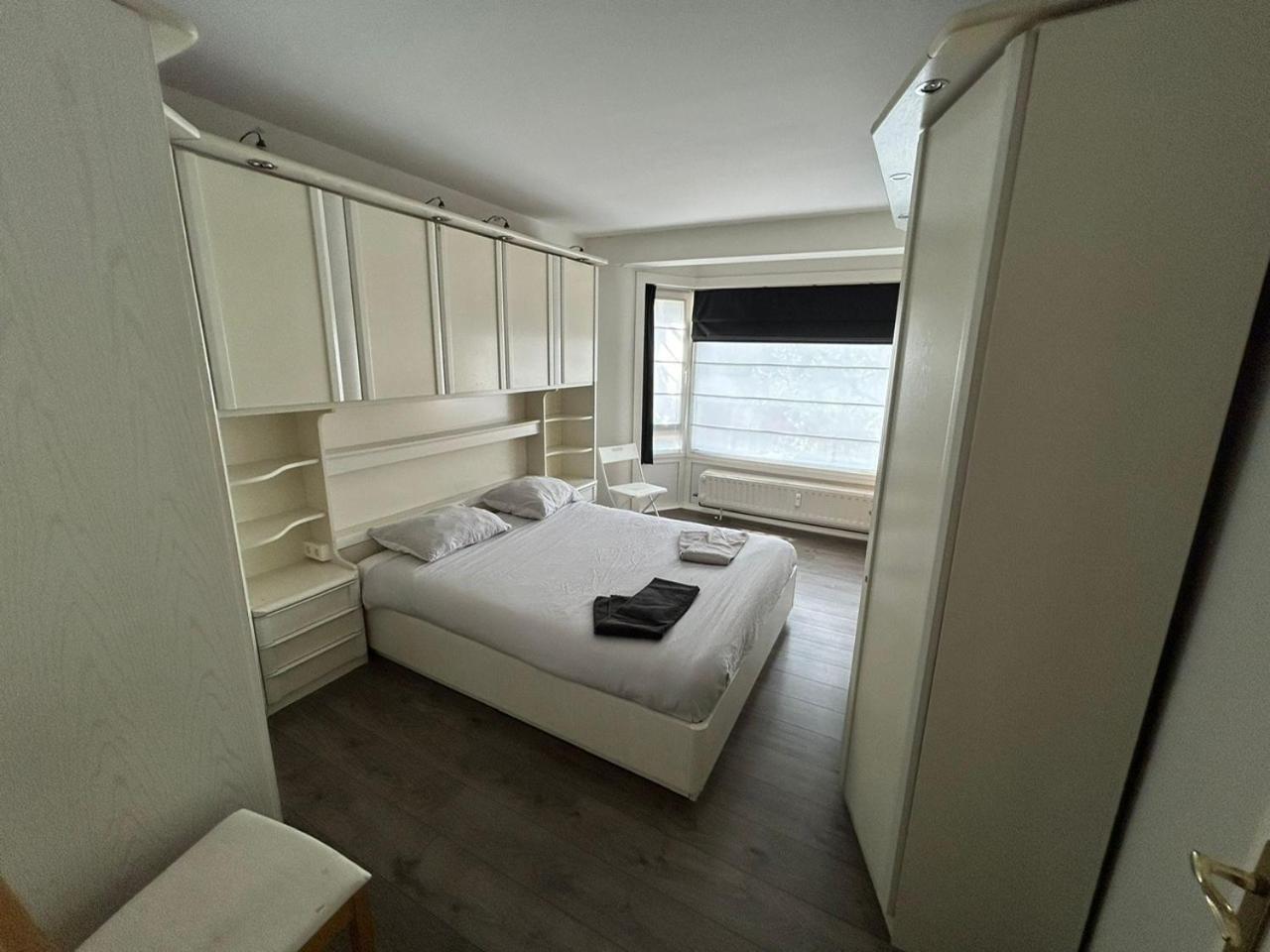 3 Bedroom Nearby The Sea * Oostende