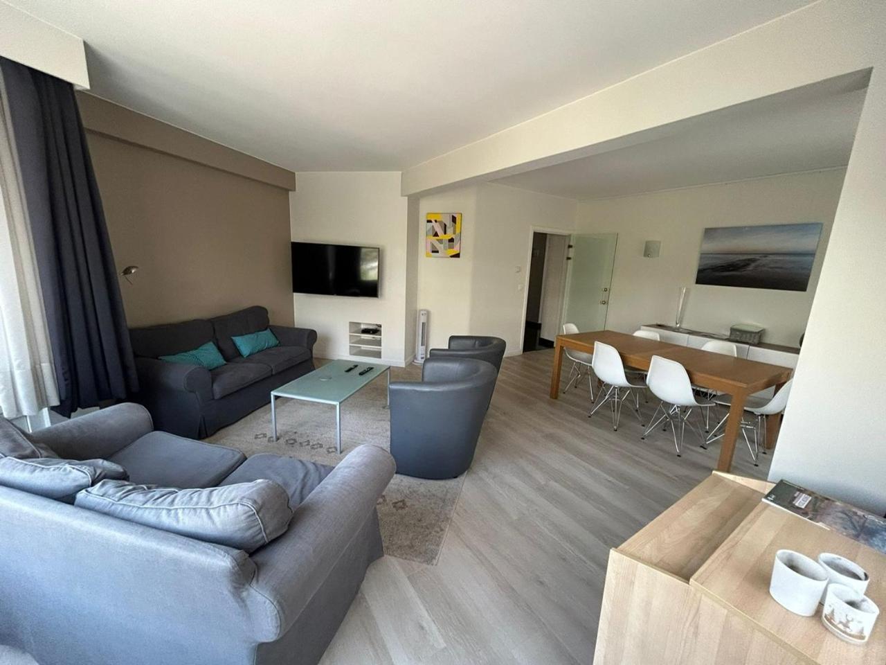 3 Bedroom Nearby The Sea